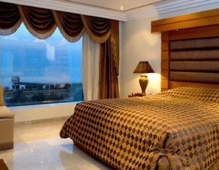 Mirage Suites Kuwait City Екстер'єр фото