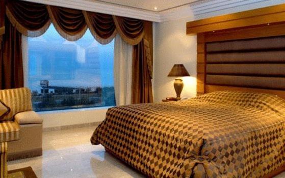 Mirage Suites Kuwait City Екстер'єр фото